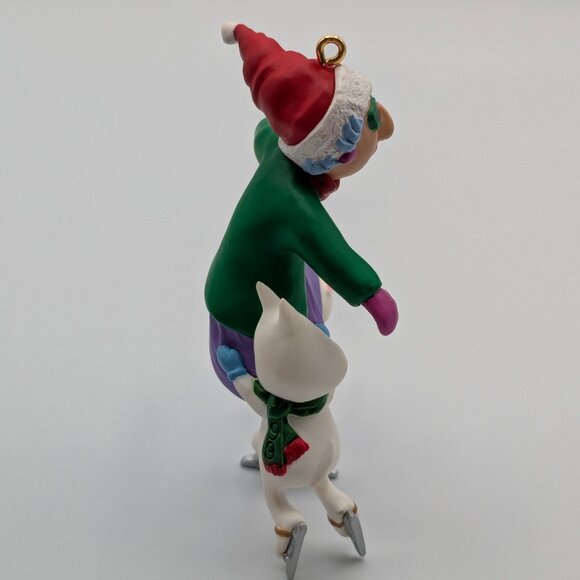Hallmark Keepsake Maxine On Thin Ice 1999, Vintage Christmas Ornament - Picture 3 of 10